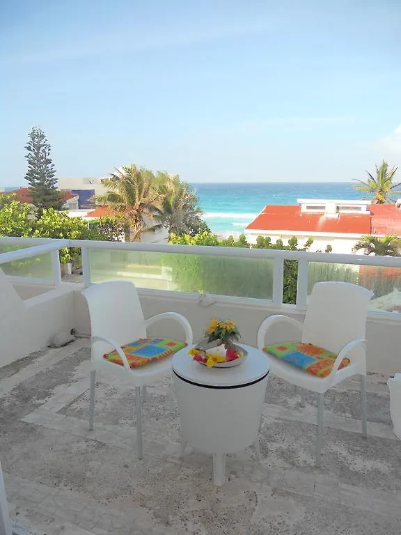 Cancun Beach Aparthotel Brisas