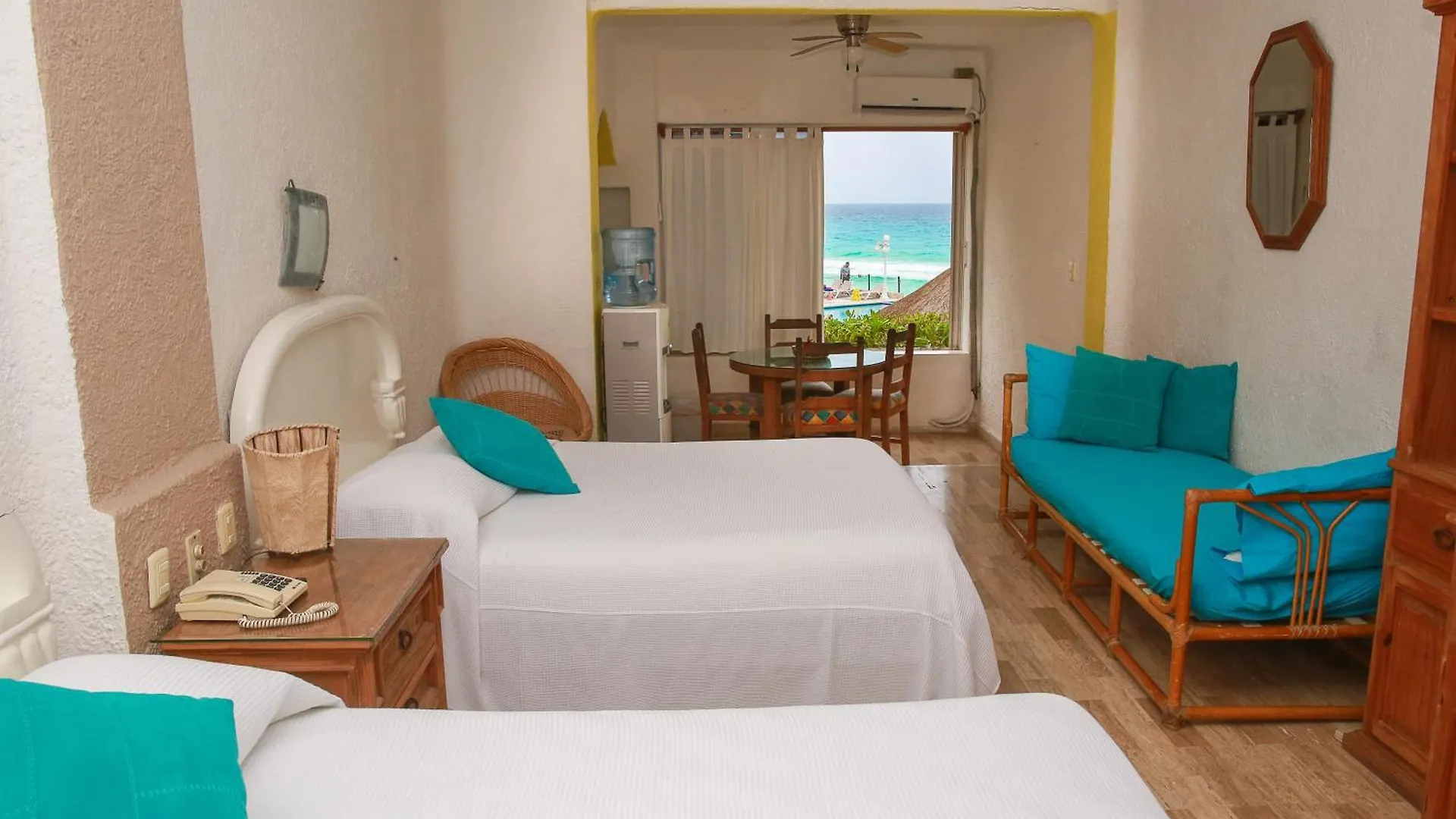 Cancun Beach Aparthotel Brisas Mexico